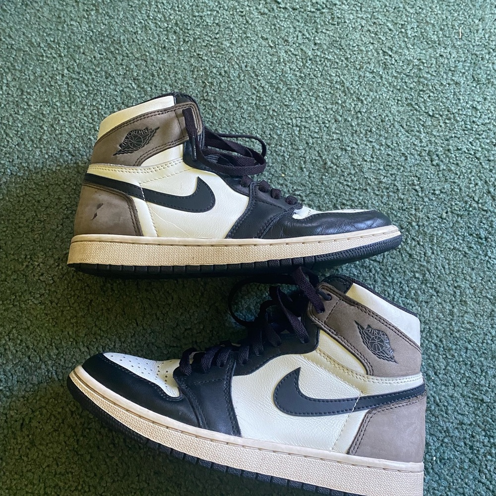 Jordan 1 high mocha